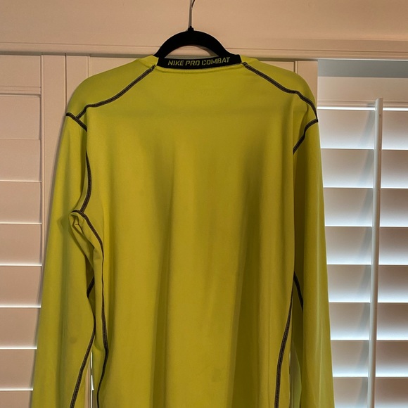 Nike Pro Combat pull over. - Picture 3 of 3